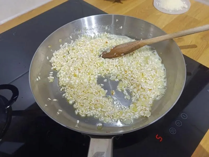 Idealna temperatura do pieczenia tostów – jak uzyskać idealną chrupkość?