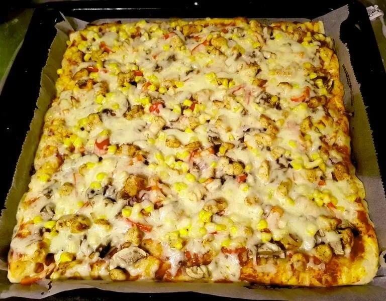 Jak zrobić pyszne ciasto na pizzę krok po kroku