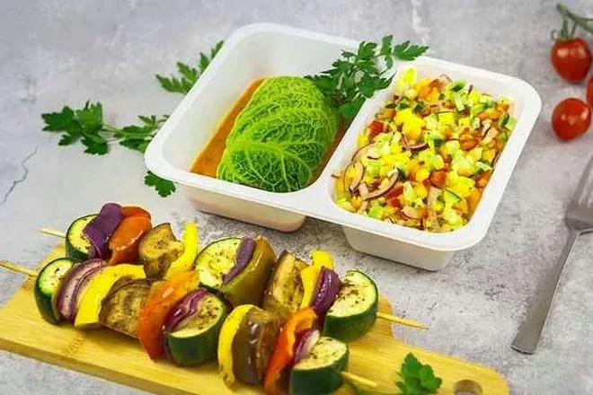 Odkryj, jakie przyprawy wzbogacą dietę Dąbrowskiej