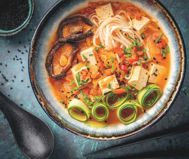 Odkryj, jakie zupy gotować, by zachwycić rodzinę i przyjaciół