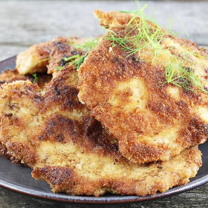 Sekrety idealnych kotletów schabowych – jak je zrobić krok po kroku?