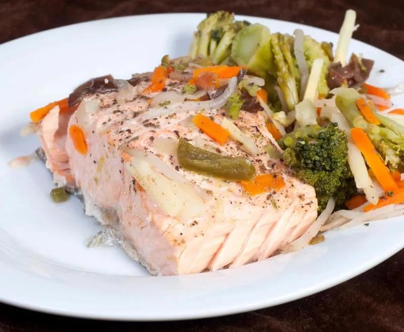 Smakowite inspiracje: pomysły na dania na parze, które zachwycą każde podniebienie