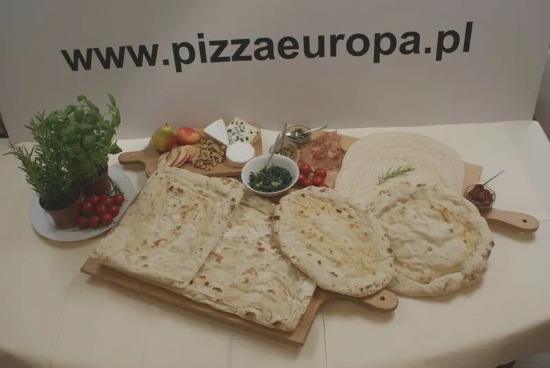 Spody do pizzy – gdzie znaleźć dobre gotowe blaty?