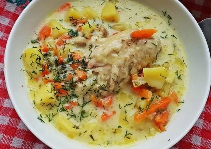 Zupy na diecie lekkostrawnej – odkryj smaki, które nie obciążą twojego żołądka