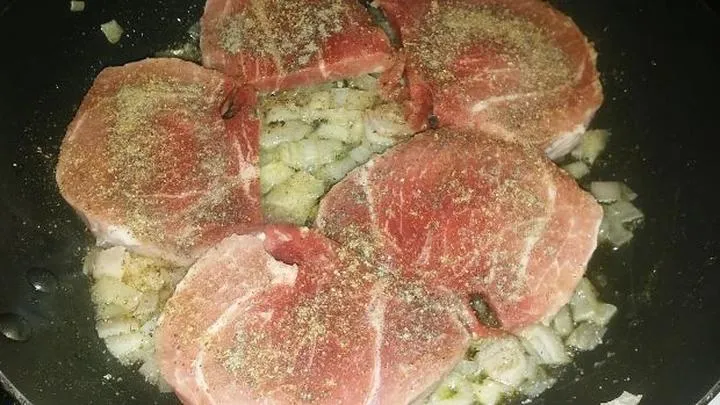 Kaloryczność smażonej łopatki wieprzowej