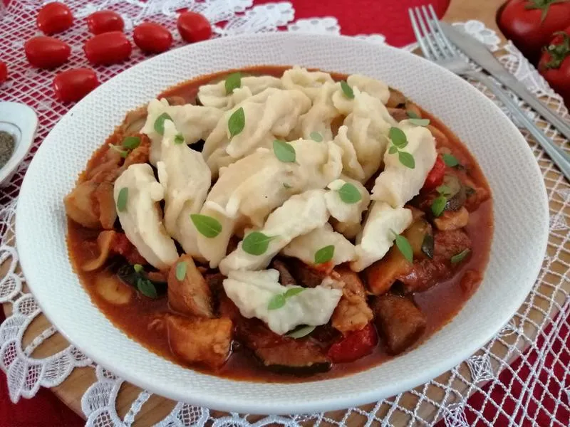Kopytka do gulaszu