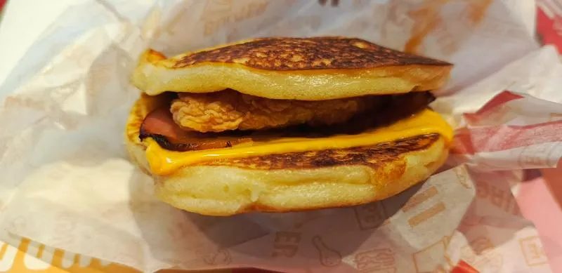 Pancake burger KFC